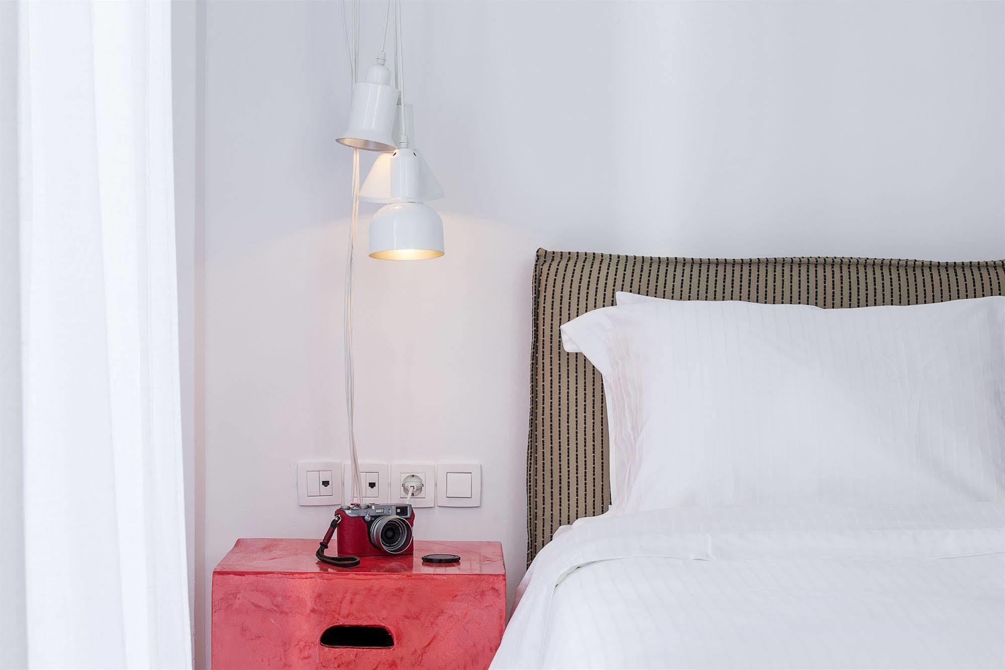 Loizos Stylish Residences Fira  Esterno foto