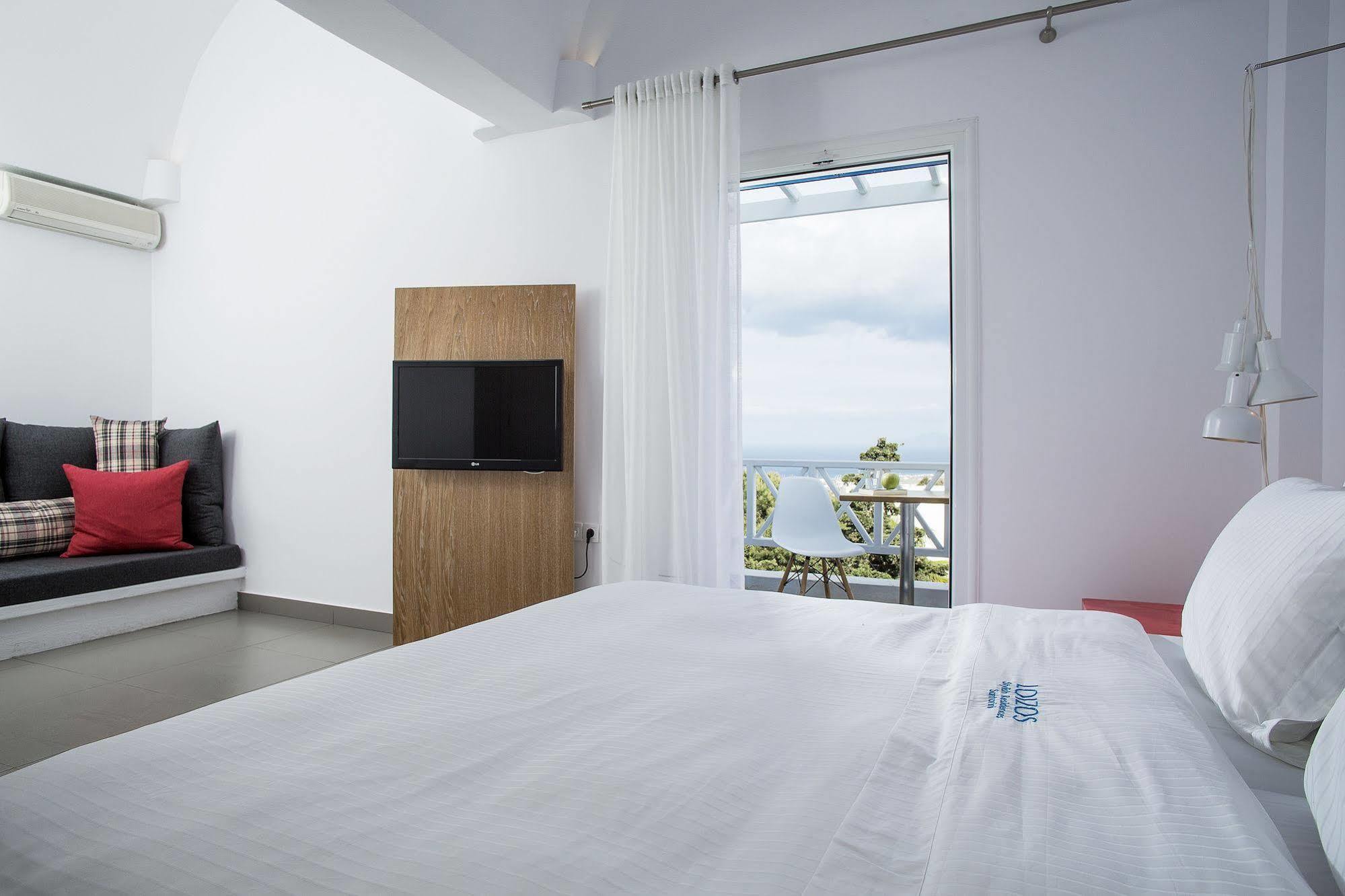 Loizos Stylish Residences Fira  Esterno foto